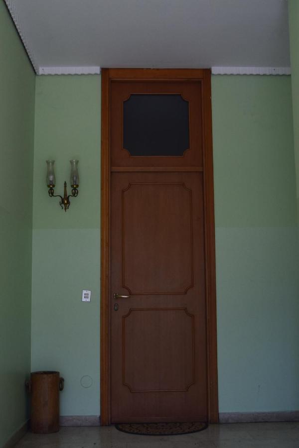 Al Salice Tranquillita Nel Verde Via Amendola 24 Apartment Busto Arsizio Ngoại thất bức ảnh