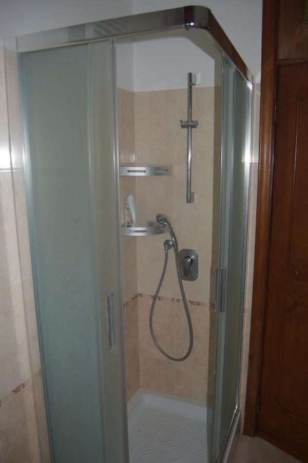 Al Salice Tranquillita Nel Verde Via Amendola 24 Apartment Busto Arsizio Ngoại thất bức ảnh
