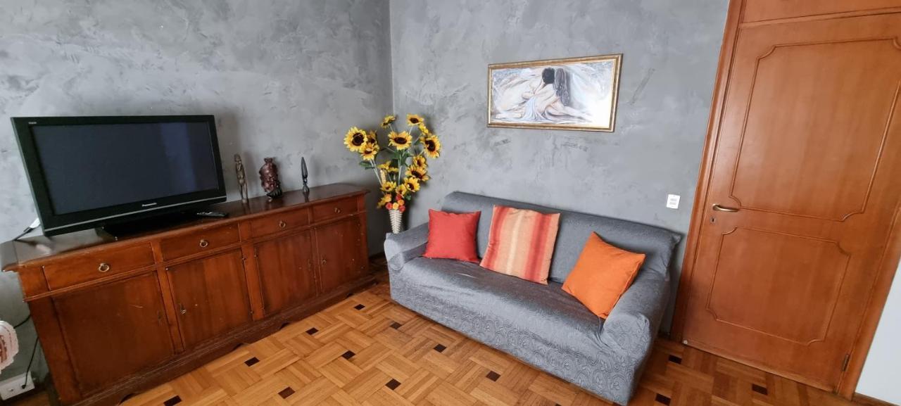Al Salice Tranquillita Nel Verde Via Amendola 24 Apartment Busto Arsizio Ngoại thất bức ảnh